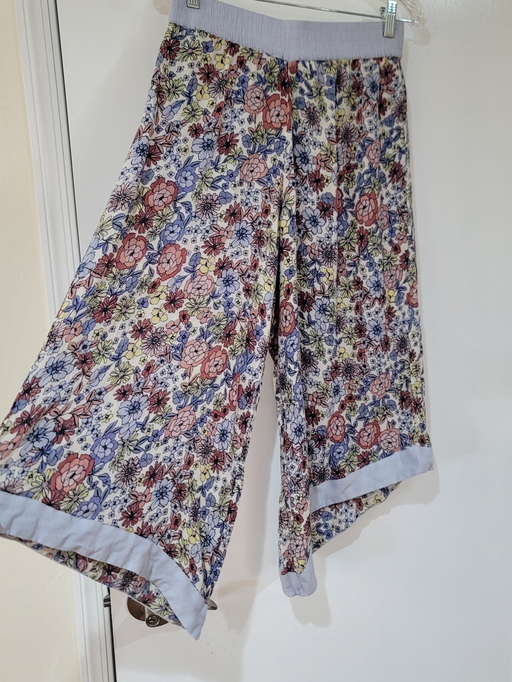 Adore Me Blue Floral Boho Flowy Flared Pants Elastic Waist Women's Size Medium